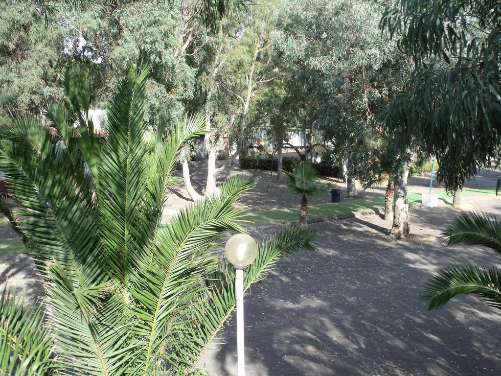 Villaggio Togo Togo Porto di Ponente ภายนอก รูปภาพ